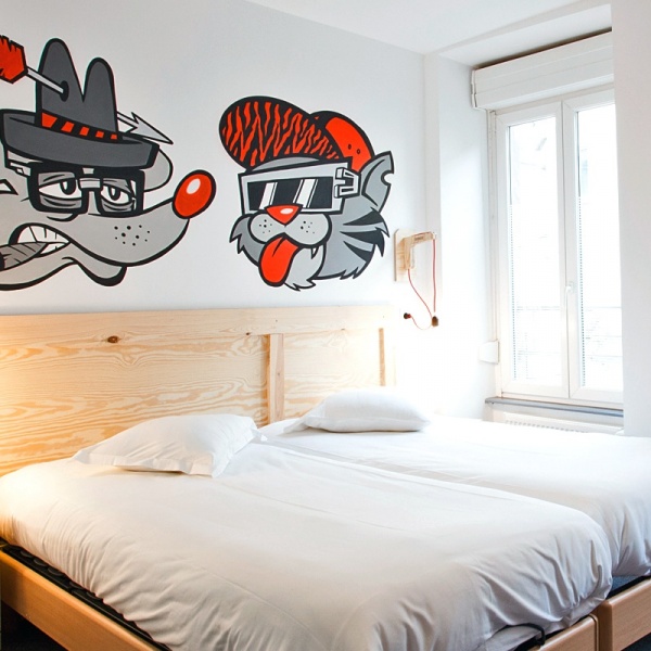 ZimmerHotel N<sup>°</sup>109 by JAEK EL DIABLO AKA LOUIS VICIUS
